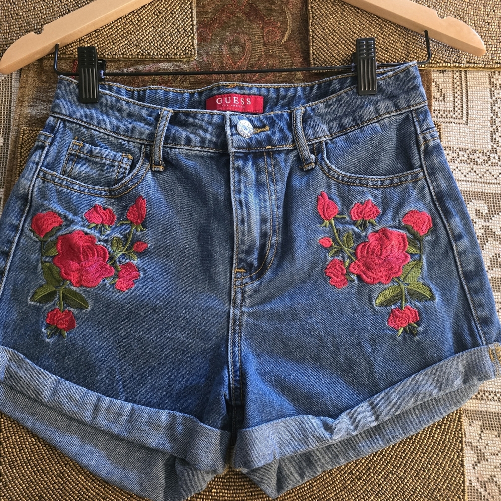 Guess Los Angeles High Waisted Embroidered Denim Jean Shorts Size 24